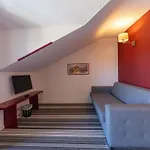 호텔 Ibis Styles Donibane 3*
