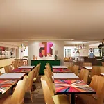 호텔 Ibis Styles Donibane 3*