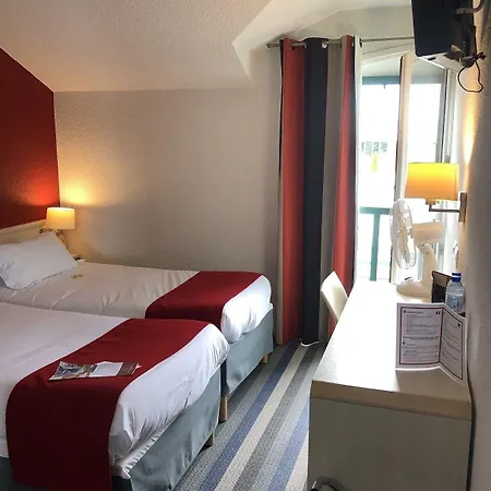 Hotel Ibis Styles Donibane 3*