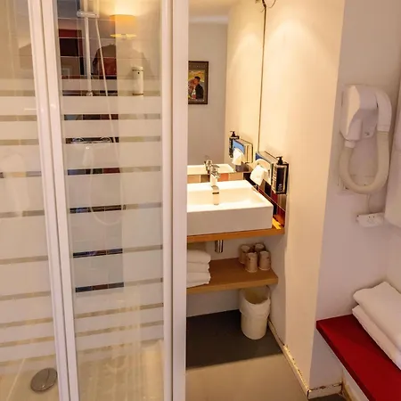 Ibis Styles Donibane 3*