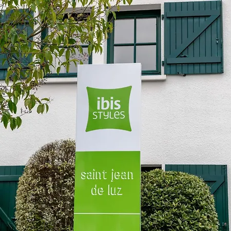 Ibis Styles Donibane Hotel 3*