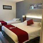 Ibis Styles Donibane Отель 3*