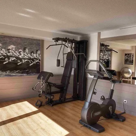 Donibane Hotel 3*