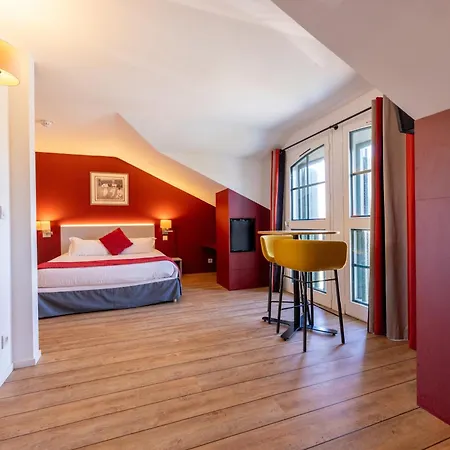 Hotel Ibis Styles Donibane 3*