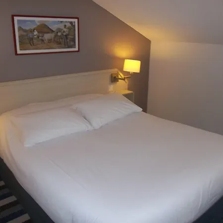 Ibis Styles Donibane Hotel