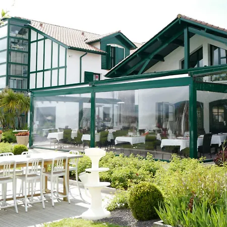 Ibis Styles Donibane 3*