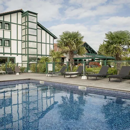 Ibis Styles Donibane