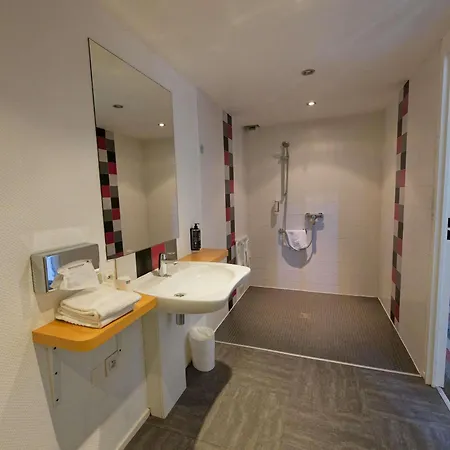 Hotel Ibis Styles Donibane San Juan de Luz