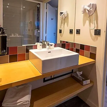 Ibis Styles Donibane 3*