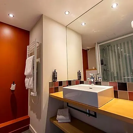 Ibis Styles Donibane 酒店