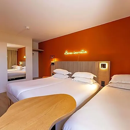 Ibis Styles Donibane