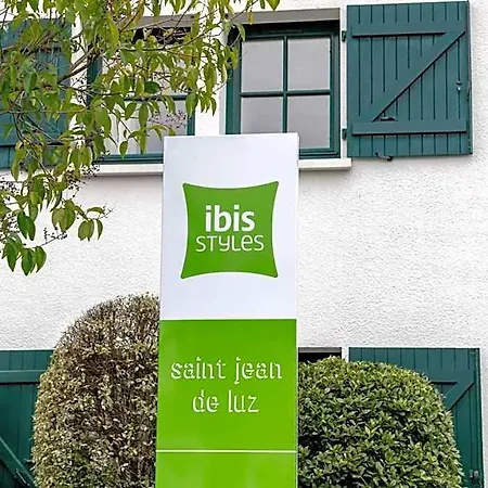 Ibis Styles Donibane