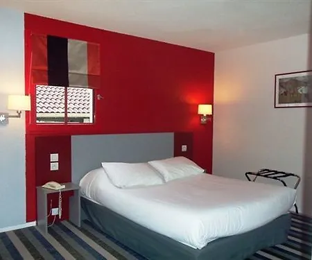 Ibis Styles Donibane Hotel 3*