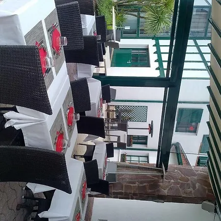 Hotel Ibis Styles Donibane 3*