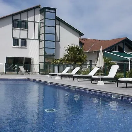 Hotel Ibis Styles Donibane 3*