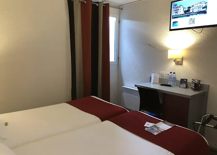 Hotel Ibis Styles Donibane 3*