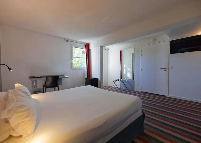 Ibis Styles Donibane Otel