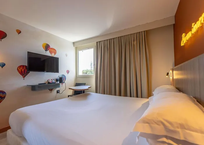 Ibis Styles Donibane Otel 3*