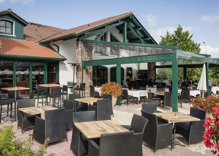 Ibis Styles Donibane 생장드루즈