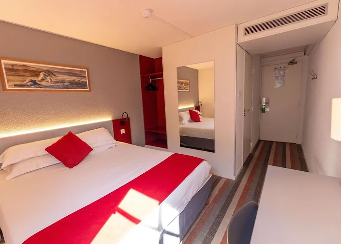 Ibis Styles Donibane Otel